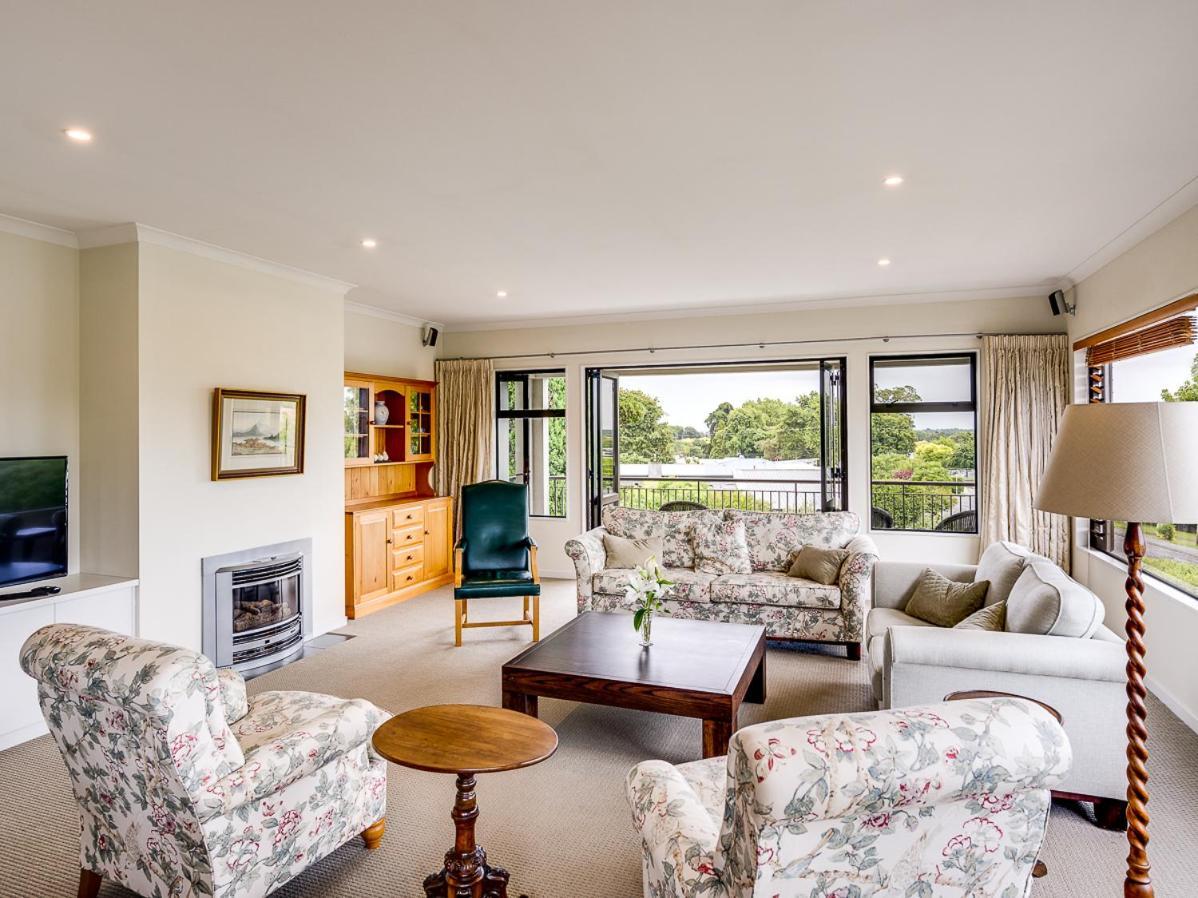 Busby Hill Villa - Havelock North Holiday Home Exteriér fotografie