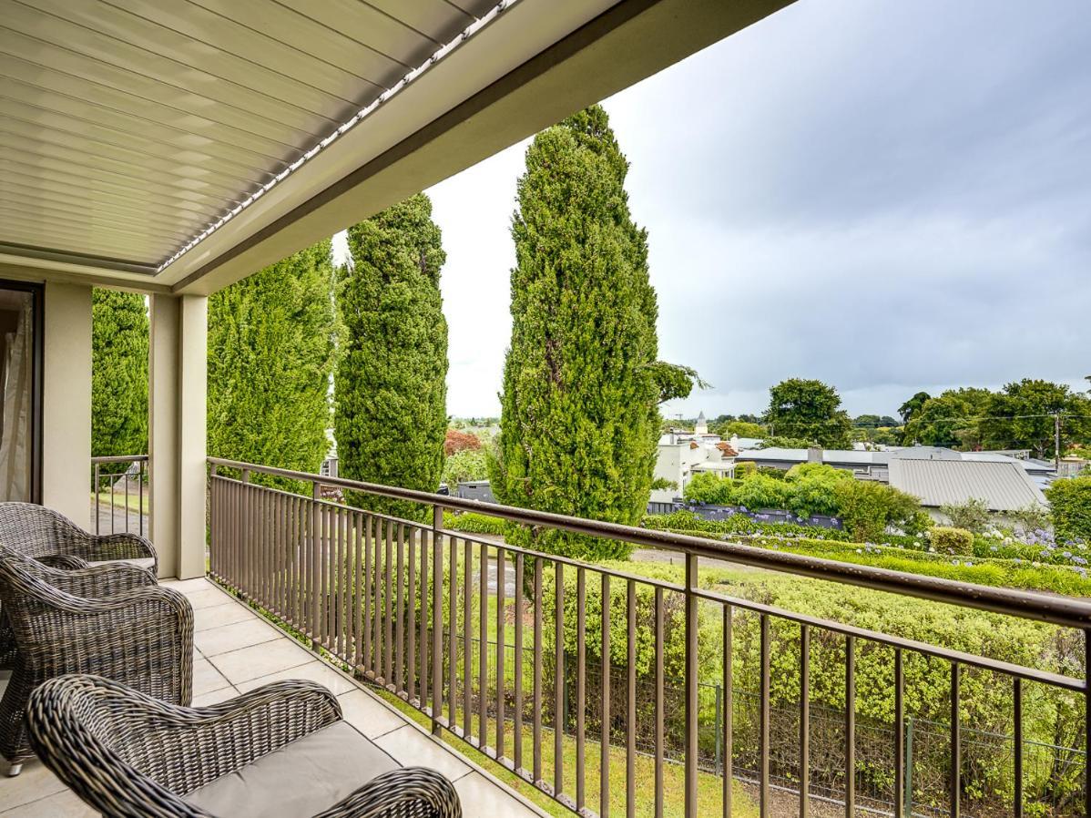 Busby Hill Villa - Havelock North Holiday Home Exteriér fotografie
